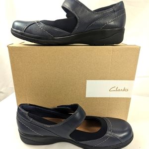 Clark's Cheyn Web Navy flats